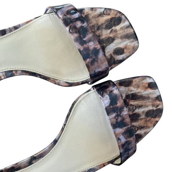 VINCE CAMUTO Ankle Strap Patent Leather Heels Leopard Print Size 7.5 Open Toe - Picture 7 of 13